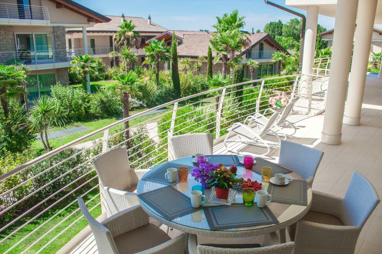 Sky Fort Garda View سيرمِيوني المظهر الخارجي الصورة