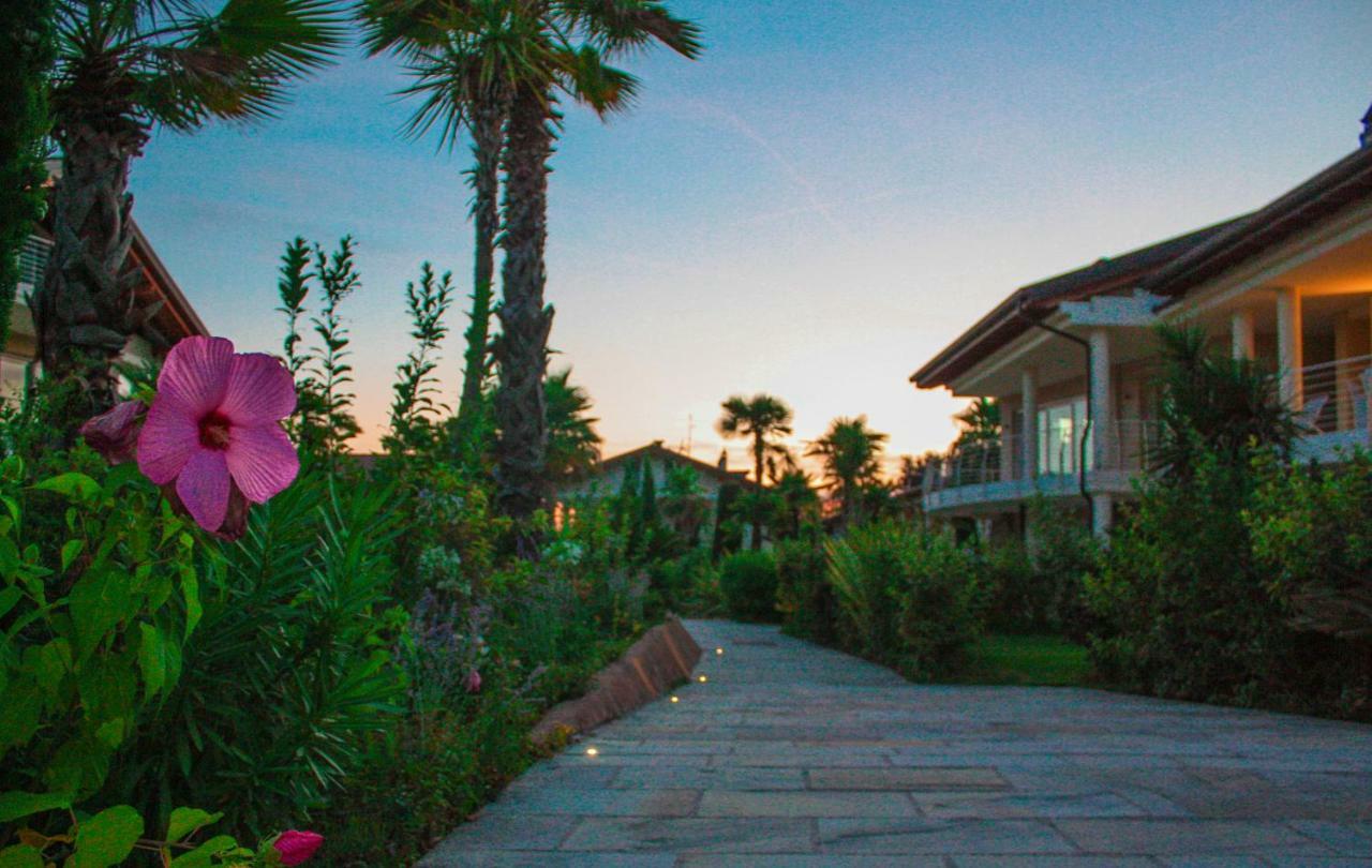 Sky Fort Garda View سيرمِيوني المظهر الخارجي الصورة